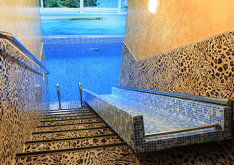 Теплый бассейн